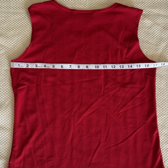 Claudia Richard Women's Red Sleeveless Top Sz M Front Ruffle Accent Casual Party - Picture 6 of 10
